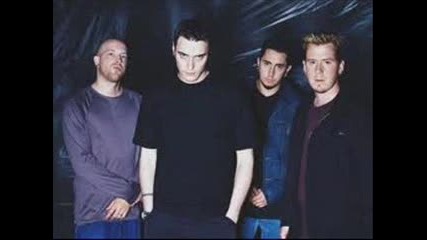 Breaking Benjamin - Blow Me Away