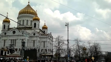 Православният народ пее Символа на вярата. Слава на Бога за всичко! Господи, помилуй ни!
