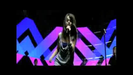 Selena Gomes - Falling Down 