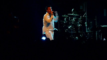 Serj Tankian - Left Of Center - Bataclan, Paris 30.08.2010 