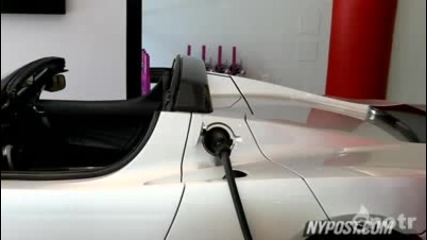 Tesla Roadster много яка кола 
