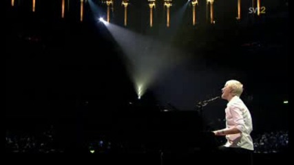 Annie Lennox - Dont Bring You Down (live Peace One Day Gala 2