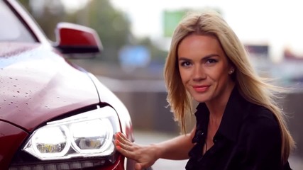 Една уникaлна жена, представя една кола: Bmw Gran Coupe 6 series