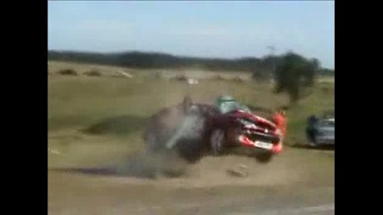 Rally инцидент с Peugeot