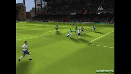 Fifa10!мн хубав гол с пета на Адебайор 