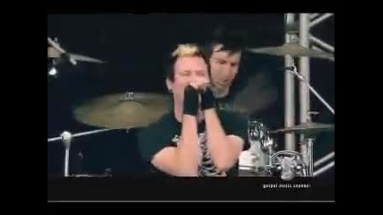 Thousand Foot Krutch - Move (live) (hq) 
