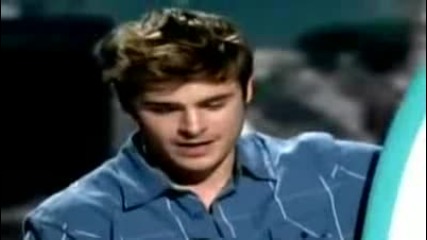 Zac Efron Teen Choice 09