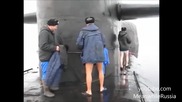 Руснаци се забавляват на северният полюс при -40 ° C