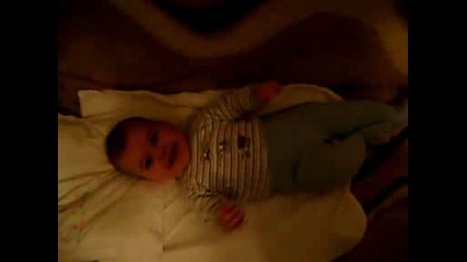 Bebe Go6ko Pravi Gimnastika.avi