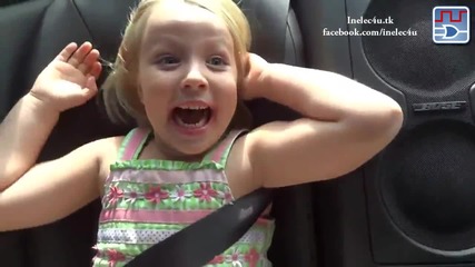 Реакция на малко момиченце в Nissan Gtr !