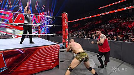 Kevin Owens vs. Austin Theory: Raw, Feb. 7, 2022