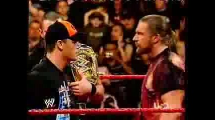Wwe - Randy Orton prebiva Hhh and John Cena 