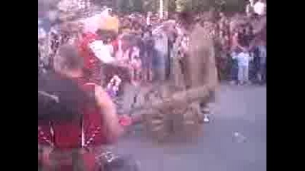 Gabrovo Karnaval 2007 - Изстрел С Топ