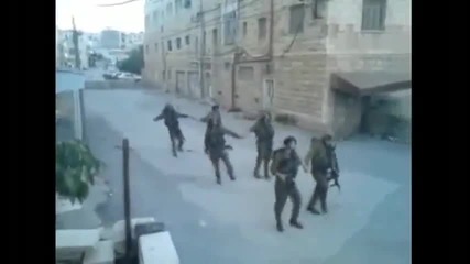 Танцуващи израелски войници
