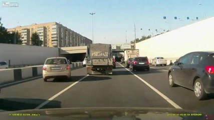 Луд руснак на магистралата !!!
