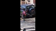 Нагледен урок по почистване на улиците в Столична община
