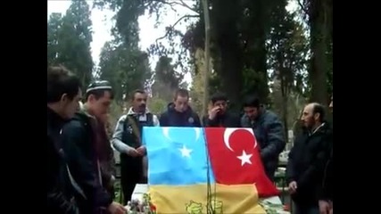 Gokboru Turkculer Dernegi - 11 Aralik Atsiz Ata'nin Huzurunda - http://hunturk.net/
