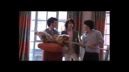 Jonas Brothers: Breakfast Breaks!