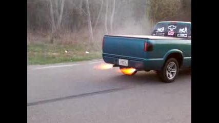 Chevrolet S10 - Огън От Ауспуха
