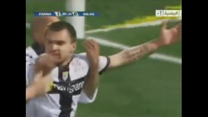 Божинов уби Милан в последната минута Парма 1 - 0 Милан 