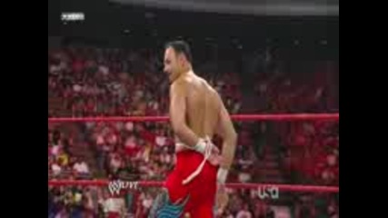 Raw 13/07/2009 - Hornswoggle vs. Chavo Guerrero / Re - match from Superstars /