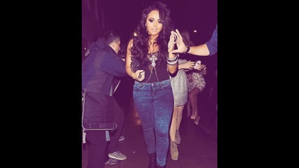 Jesy Nelson is beautiful