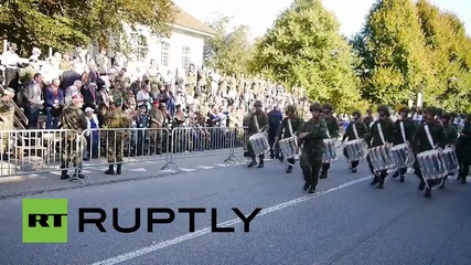 Switzerland: Swiss troops parade for conclusion of doomsday military drills
