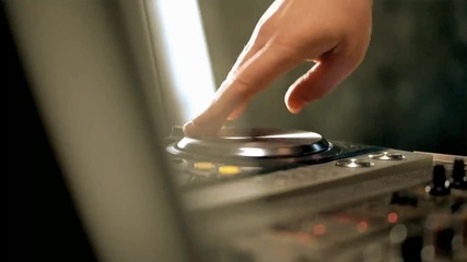 David Deejay feat Mossano - Indianotech