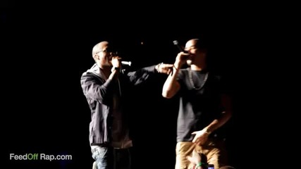 J. Cole & B.o.b изпълняват Pass Me By на живо 