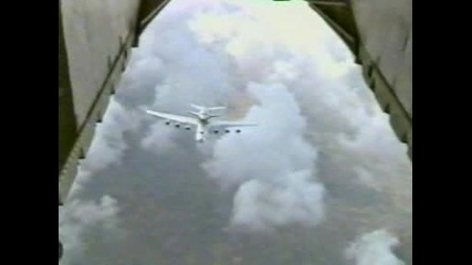 Ан - 225 С Буран На Гърба Си