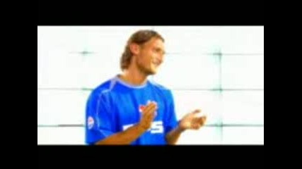 Totti Vs Ronaldhinho