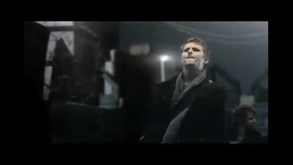 Muse - Uprising official video [lyrics]