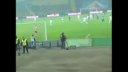 Сектор Б след гола на Влади Гаджев срещу Лил
