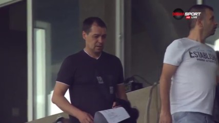 Авторитетни гости в ложите на стадиона в Овча Купел