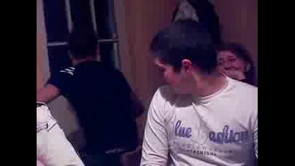 sineokiq_pi4 v Gecata