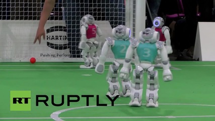 В Германия подготвят футболно първенство с роботи през 2050 г.