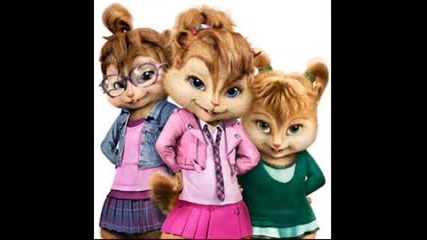 Тихо ми пази (в изпълнение на Chipettes) 