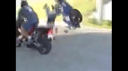 Гадно падане с мотор !