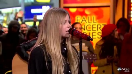 Avril Lavigne - Wish You Were Here (gma 22_11_2011)