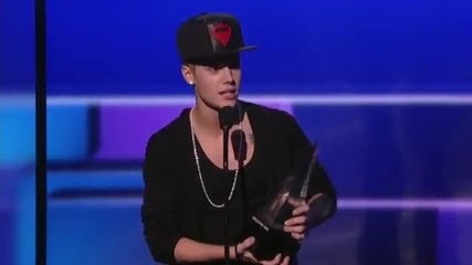 Justin Wins Favorite Pop-rock Album - Ama 2012