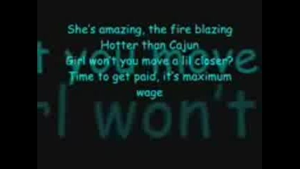 Right Round with lyrics