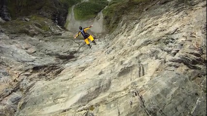 Уменията на хората са съвършени ! [basejumping]