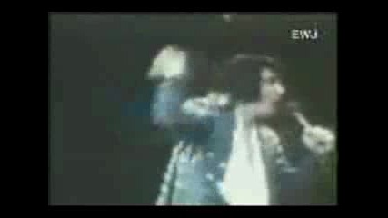 Elvis Presley - Burning Love 1972.flv