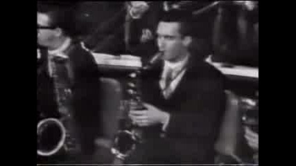 Harry James Orchestra - Dont Be That Way