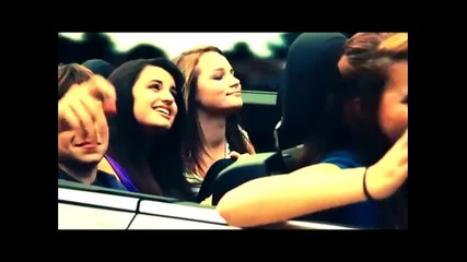 Хитлер обсъжда: Friday - Rebecca Black