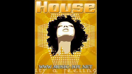 Tony Ray vs. Mc Robinho and Lavy - U Make