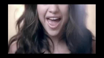 Selena Gomez the Scene - Round & Round 