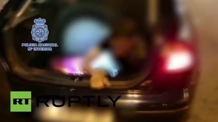 Spain: Police find refugee hidden in car boot