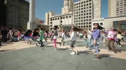 H M Kids Fashion Flash Mob 