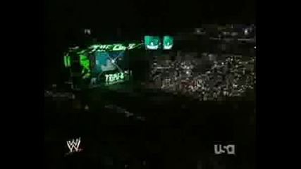 Jeff Hardy Vs Triple H (1)